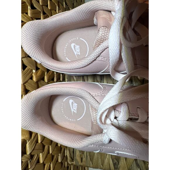 WOMEN'S NIKE COURT VISION ALTA LEATHER PLATFORM SNEAKER - Picture 5 of 6